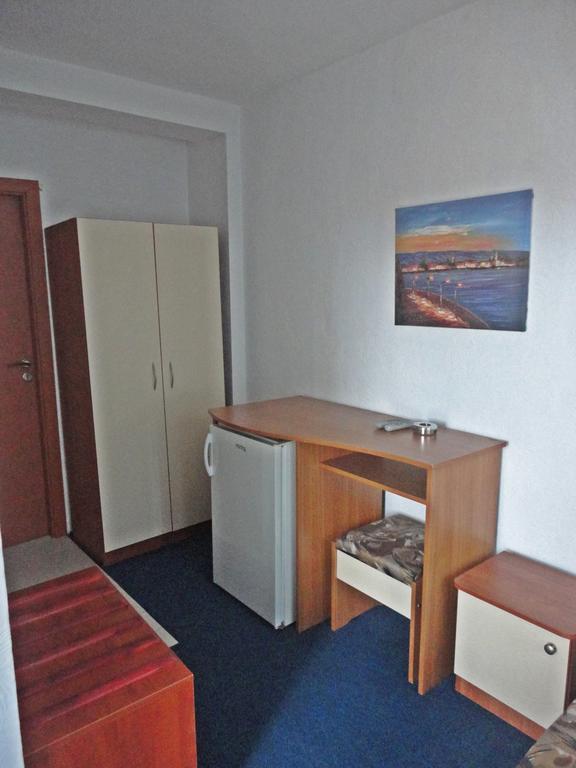 Guest Rooms Casa Luba Sveti Vlas Quarto foto