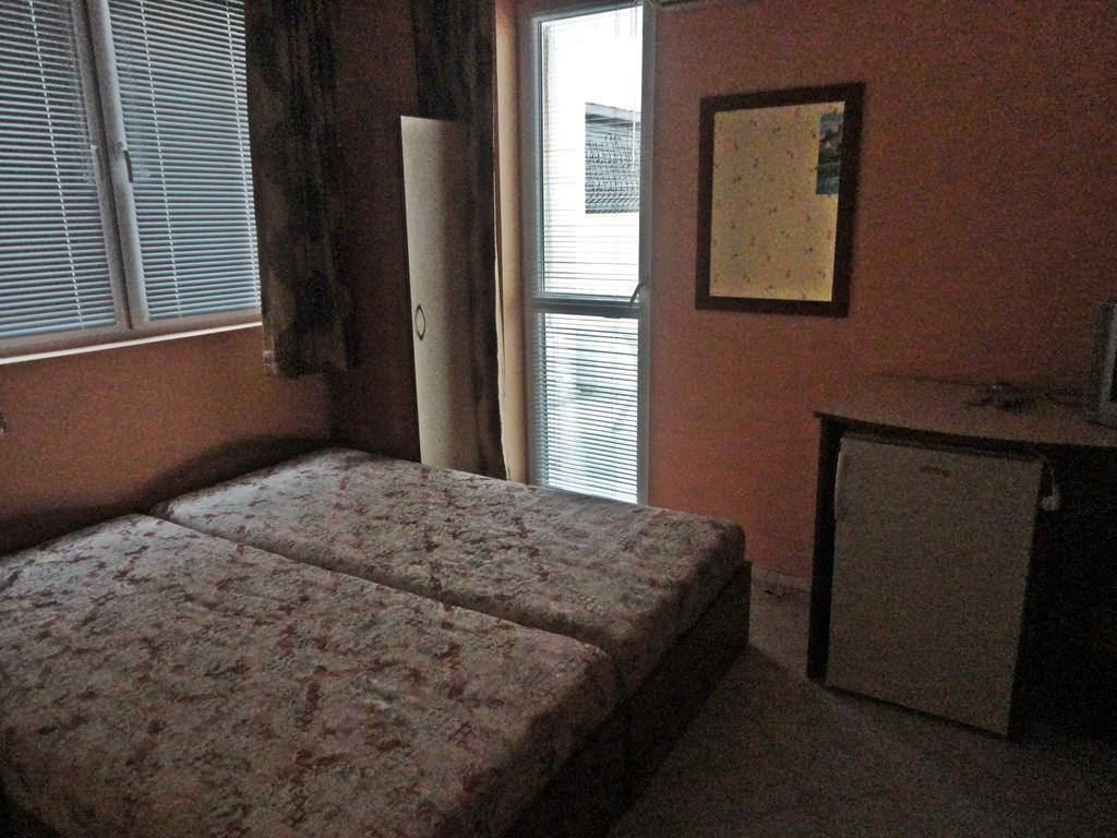 Guest Rooms Casa Luba Sveti Vlas Quarto foto
