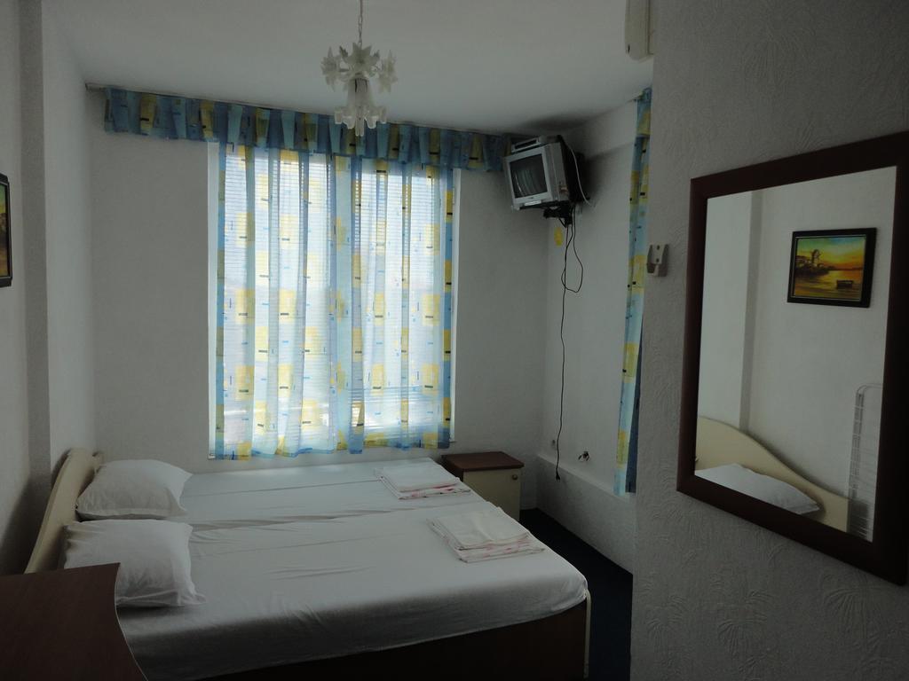 Guest Rooms Casa Luba Sveti Vlas Quarto foto